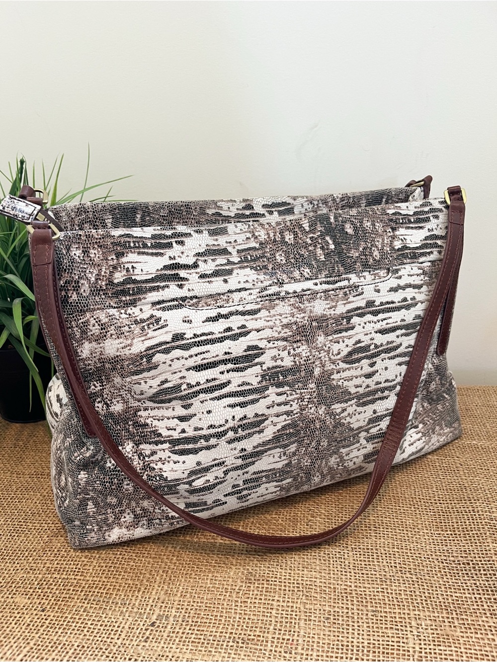 Hobo Bantam Lizard Print Satchel - Picture 4 of 11